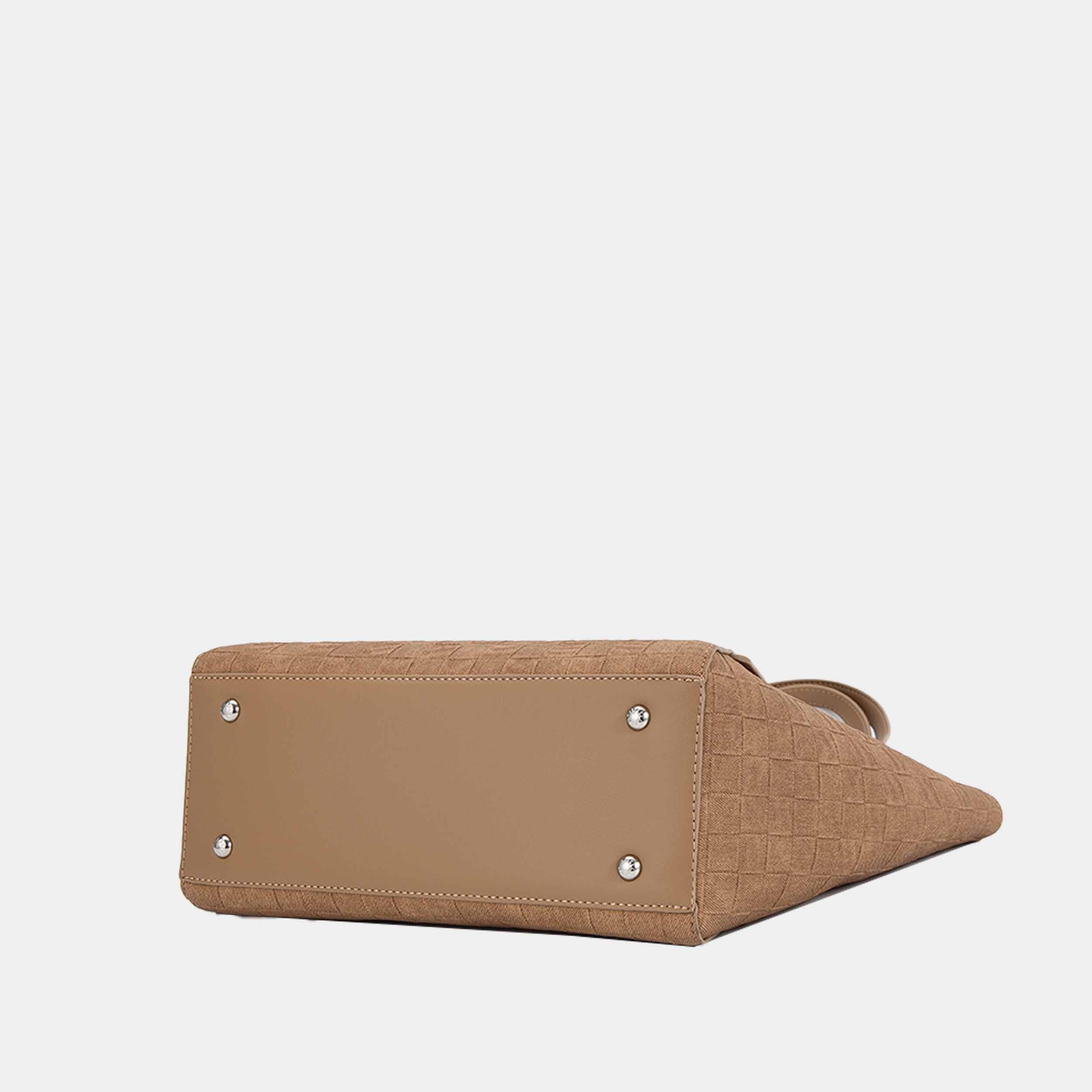 Elara Tote Bage in Brown