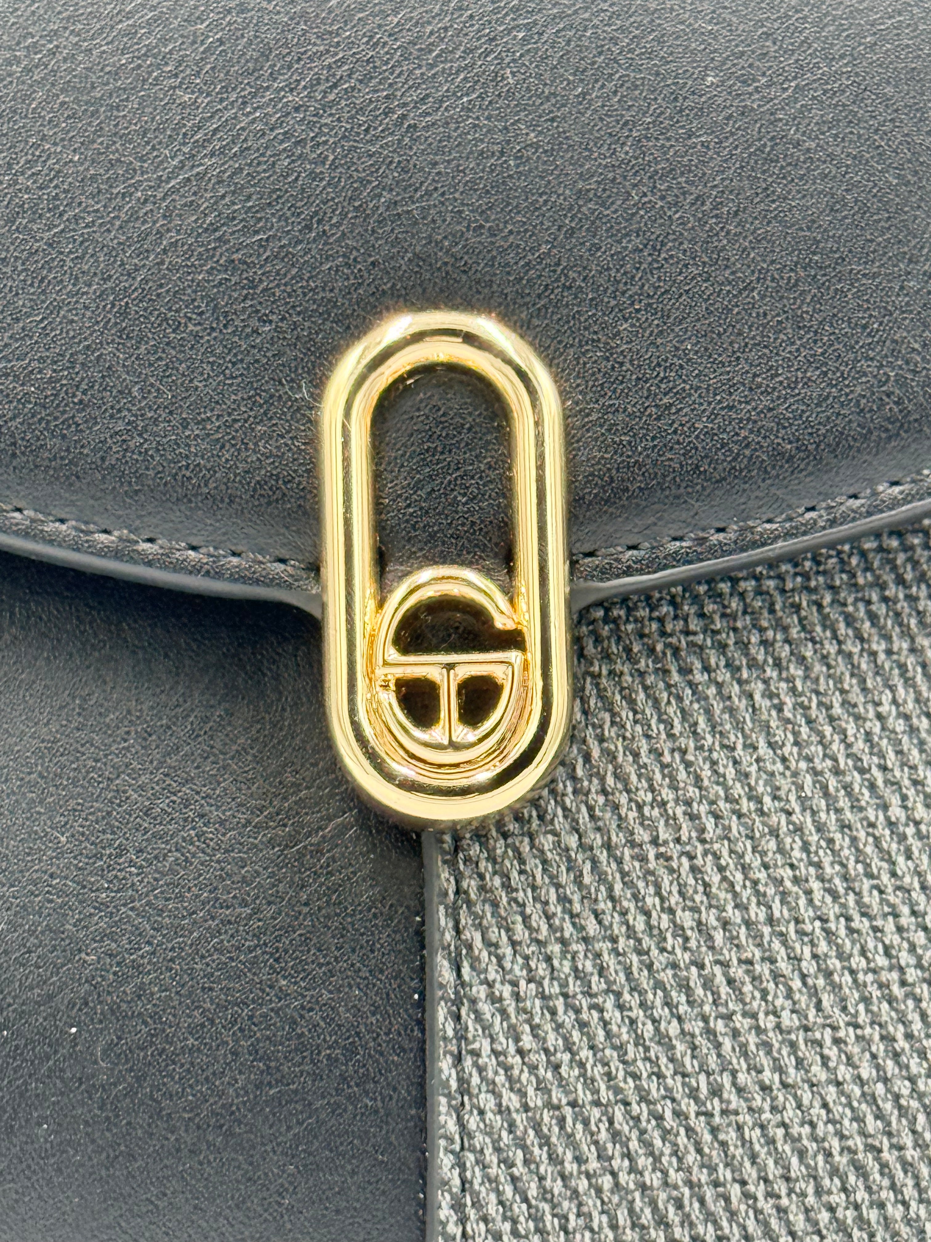 Alora Handbag in Black